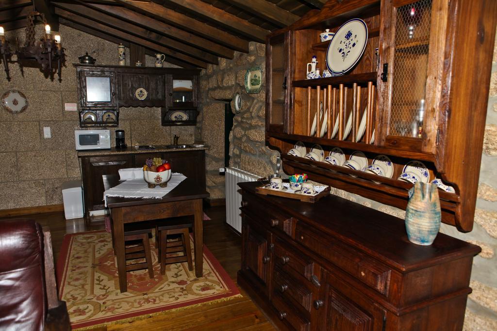 索茹 Casas Do Cavaleiro Eira旅馆 外观 照片